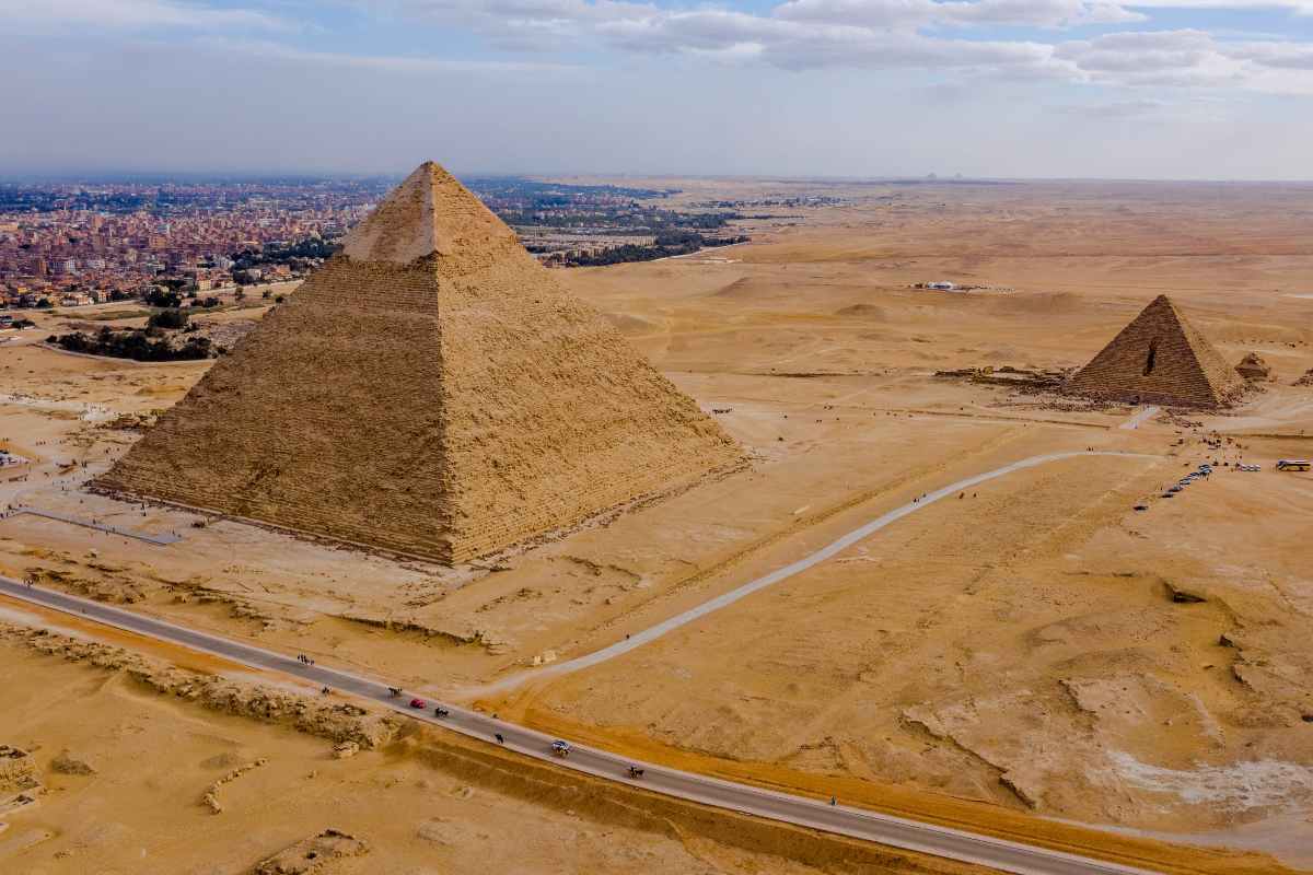 La costruzione delle piramidi egizie