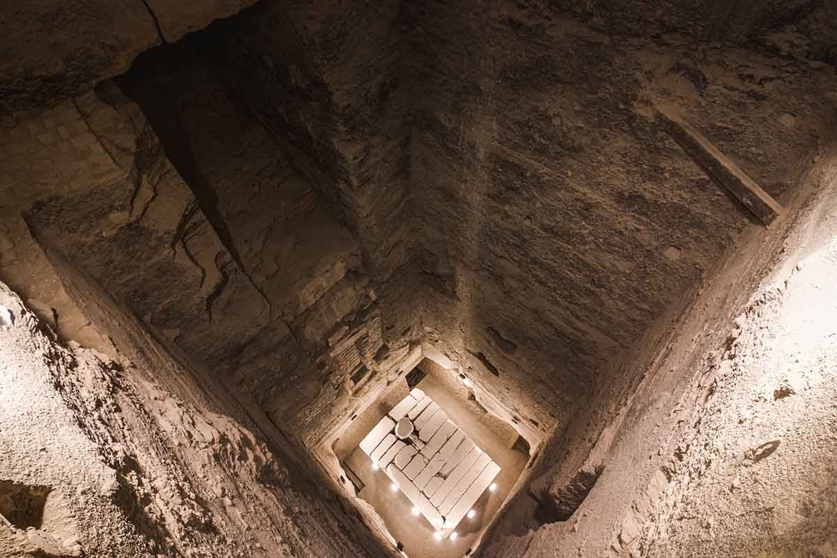 Interno della piramide a gradini