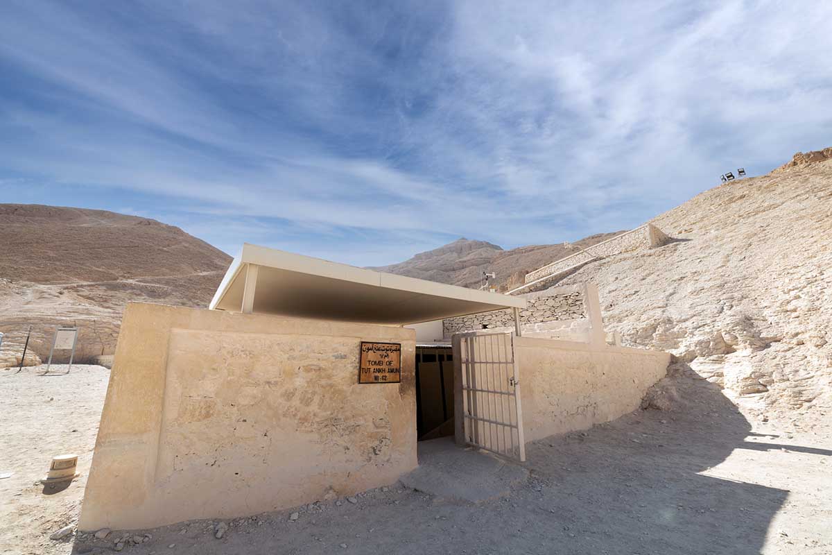 Interior tomb of Tutankhamun