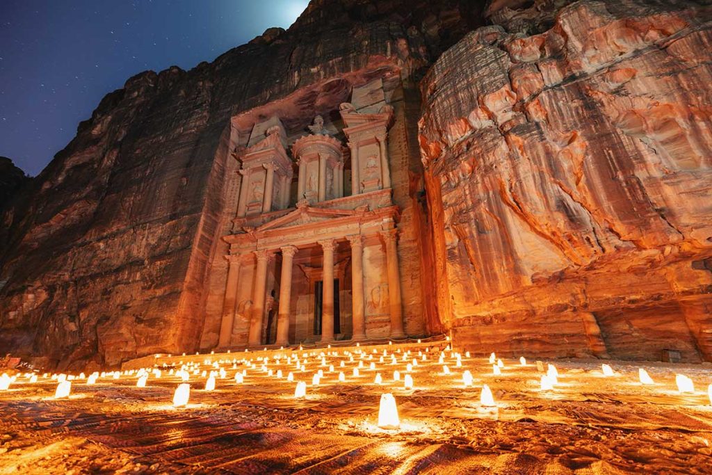 Itinerario Giordania Petra di notte