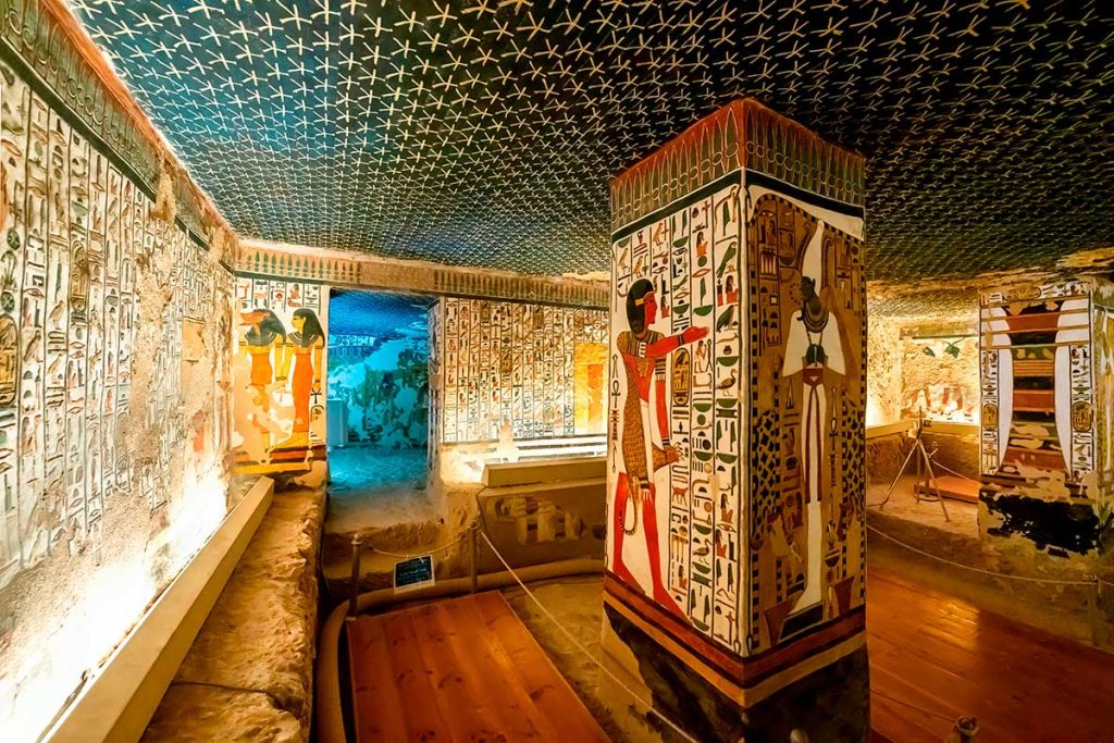 Itinerário do túmulo de Nefertari