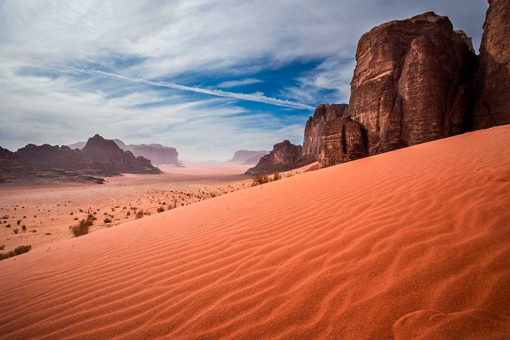 Itinerário combinado do Egipto e da Jordânia no Wadi Rum