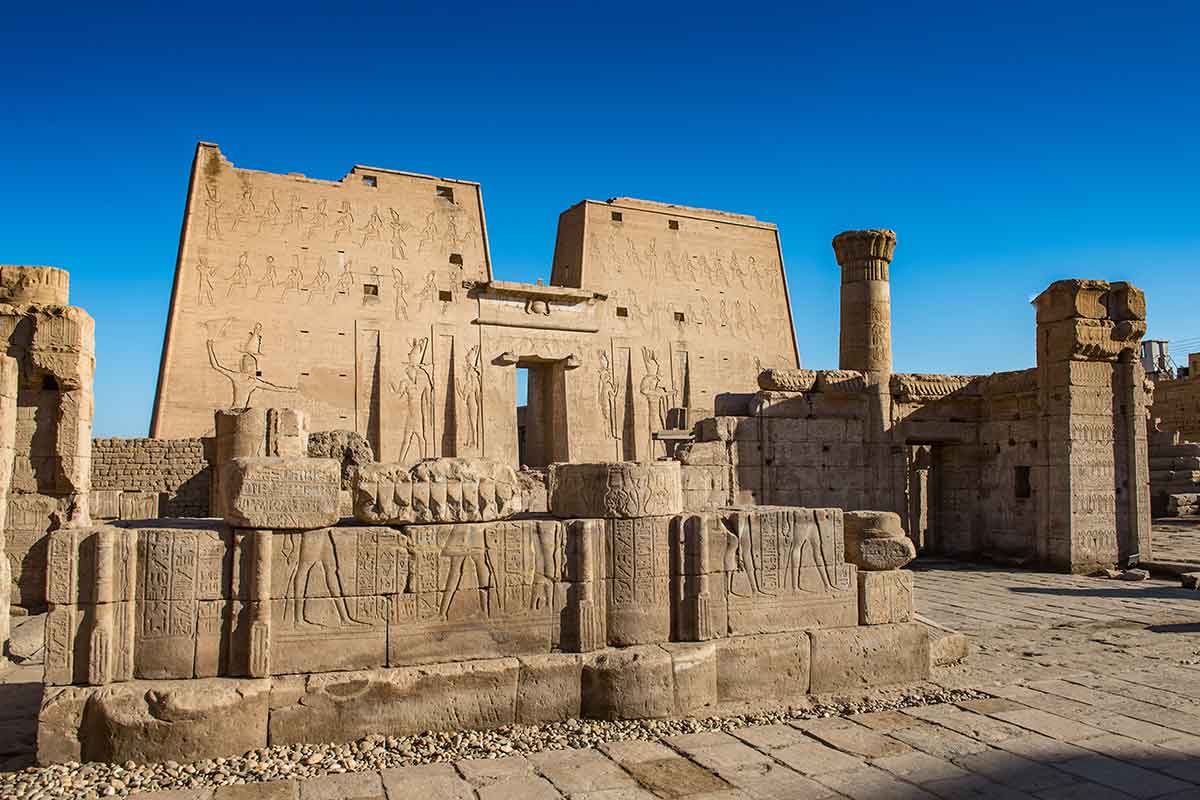 Templo de Edfu do Deus Hórus