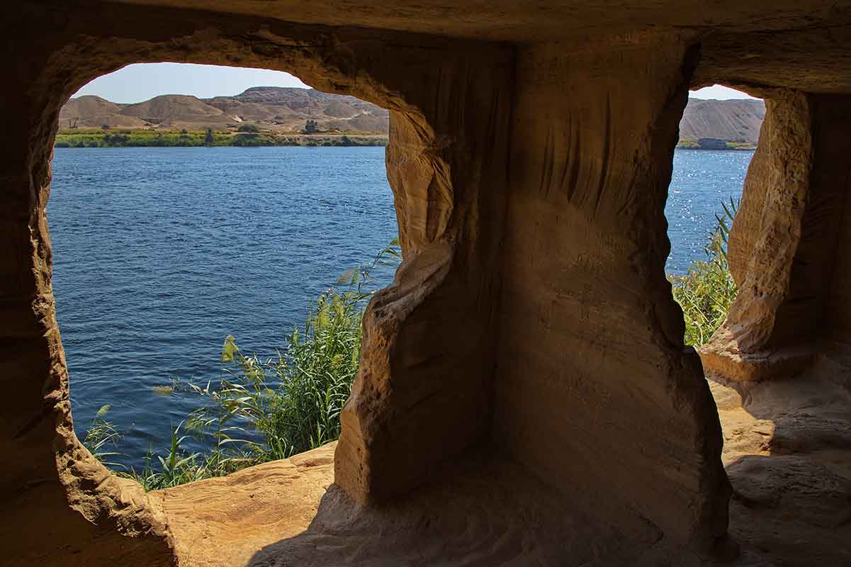 Vistas do interior do Nilo Gebel Silsila