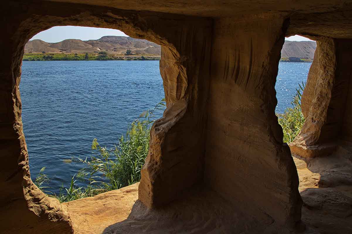 Inland nile view Gebel Silsila