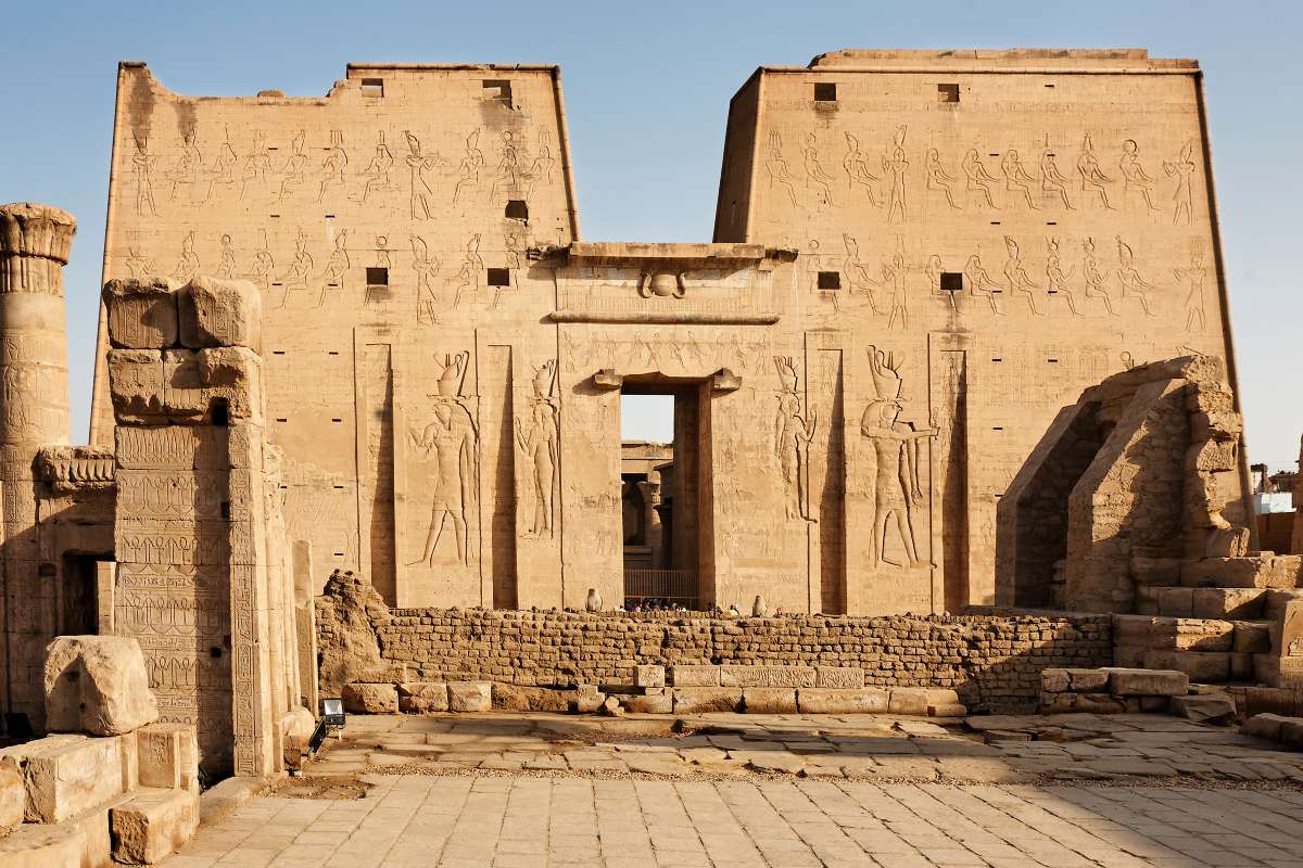 Excursion to Edfu