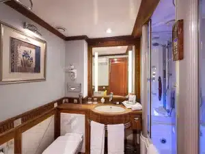 7-cabine-de-luxe-salle-de-bain