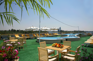 croisière-nilo-Star-Goddess-piscine-Voyage-Scibasku