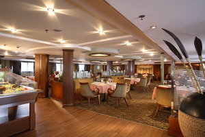 crucero-nilo-Star-Goddess-restaurante-Viajes-Scibasku